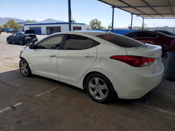 2013 HYUNDAI ELANTRA