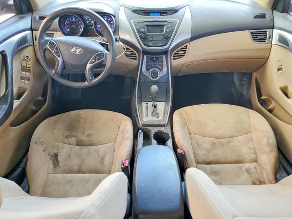 2013 HYUNDAI ELANTRA