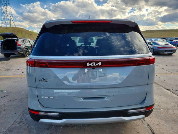 2024 KIA CARNIVAL