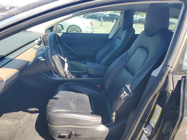 2019 TESLA MODEL 3