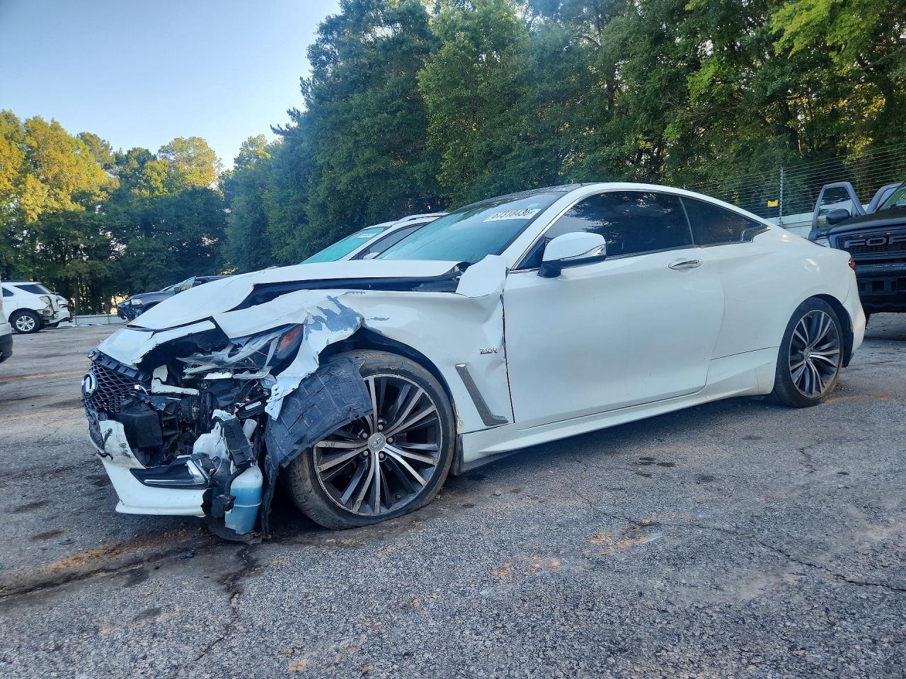 2017 INFINITI Q60 — Front 3/4