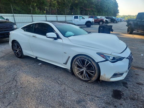 2017 INFINITI Q60 — Passenger 3/4