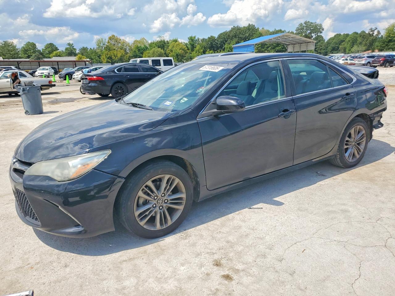 2016 TOYOTA CAMRY