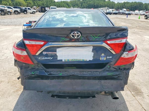 2016 TOYOTA CAMRY