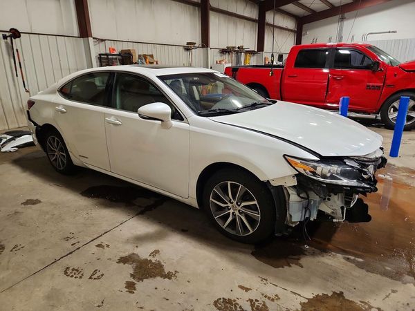 2017 LEXUS ES