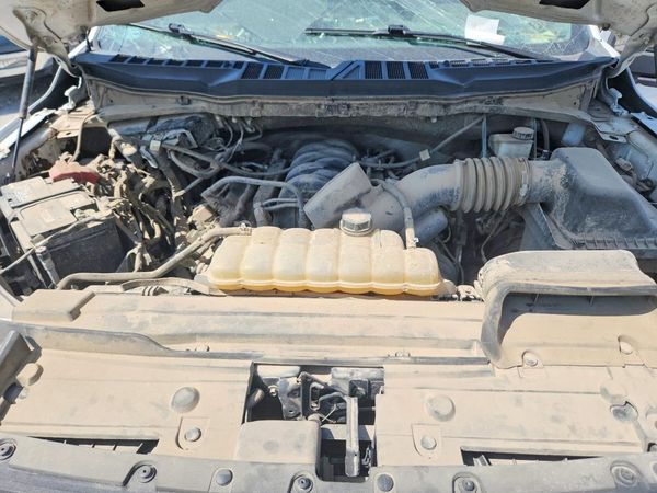 2021 FORD F150 — Engine bay