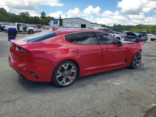 2018 KIA STINGER