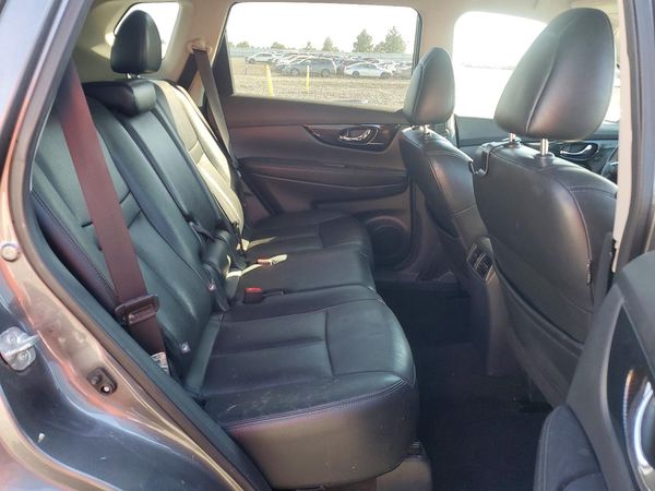 2018 NISSAN ROGUE