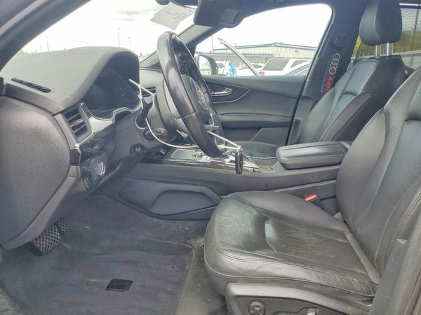 2017 AUDI Q7 quattro Premium Plus