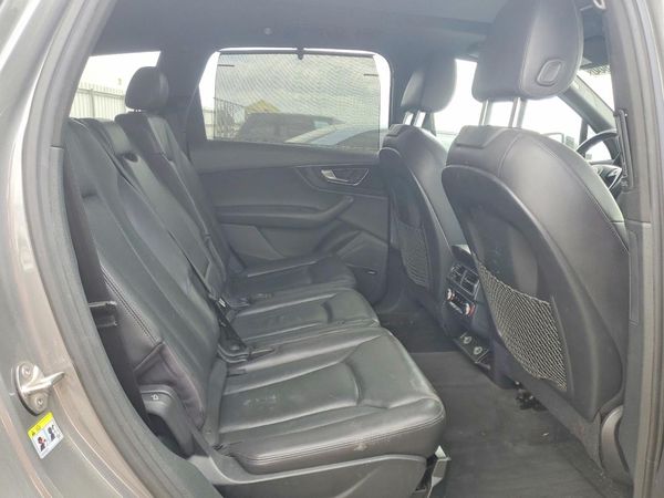 2017 AUDI Q7 quattro Premium Plus