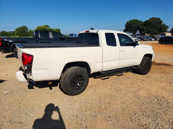 2021 TOYOTA TACOMA SR5