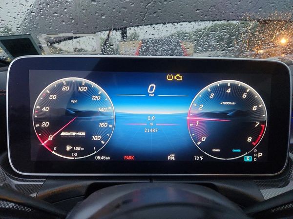 2025 MERCEDES-BENZ C