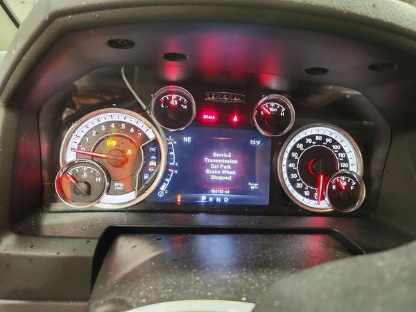 2015 RAM 1500 SLT