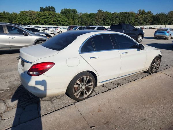 2015 MERCEDES-BENZ C Base