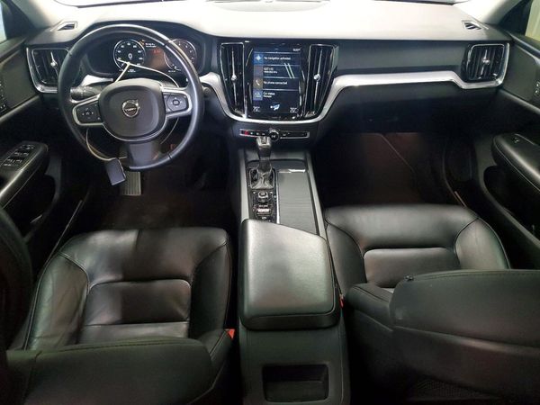 2020 VOLVO S60 Momentum — CKPT