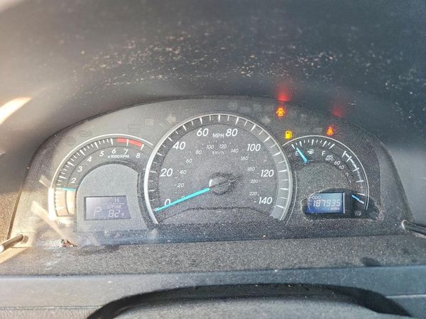 2014 TOYOTA CAMRY