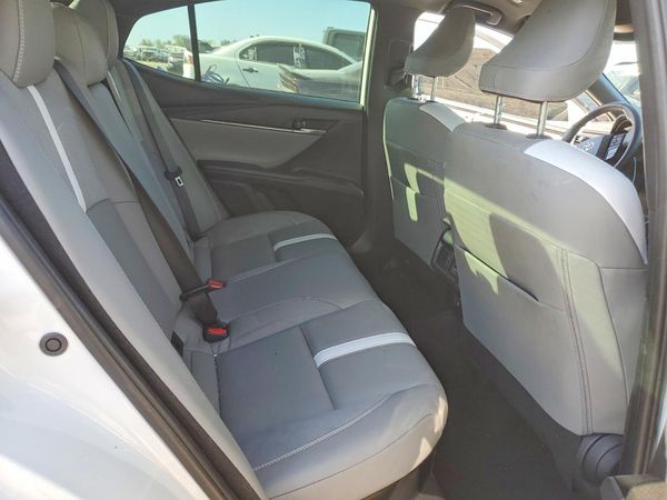 2025 TOYOTA CAMRY
