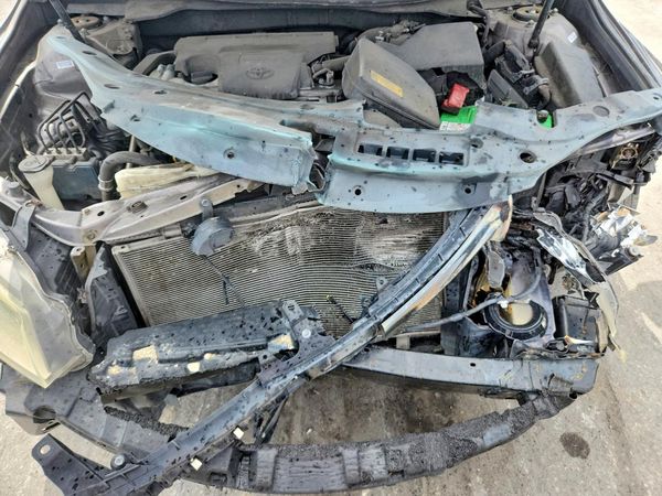 2015 TOYOTA CAMRY