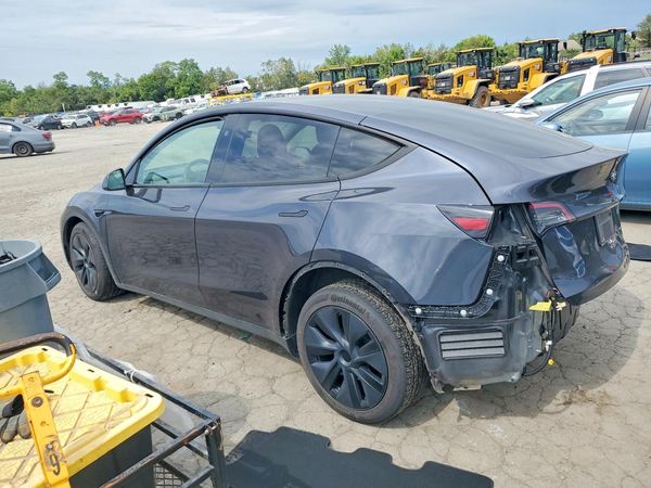 2024 TESLA MODEL Y