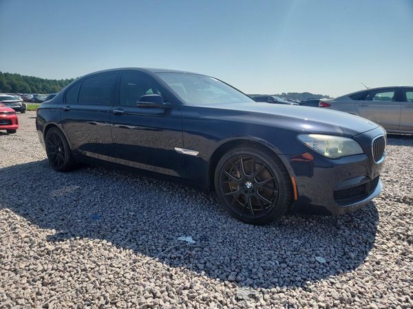 2014 BMW 750