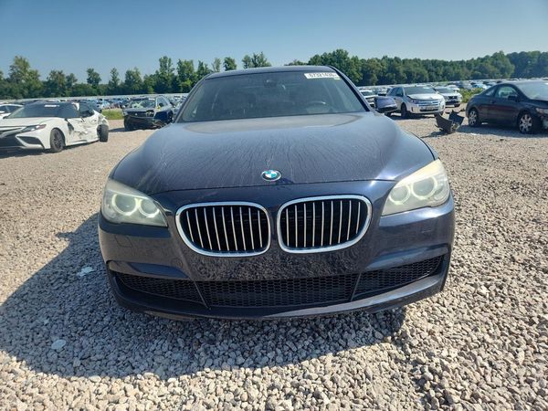 2014 BMW 750