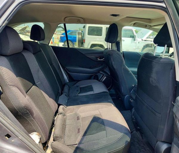 2021 SUBARU OUTBACK