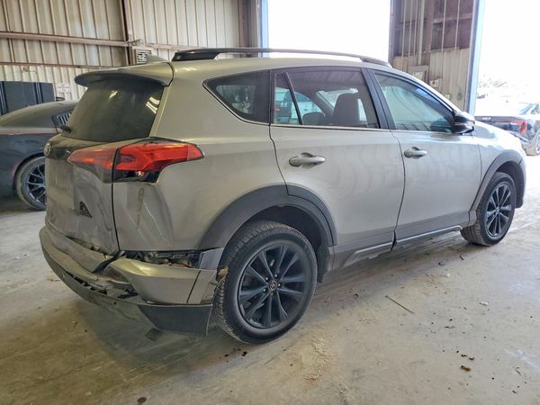 2018 TOYOTA RAV4 Adventure/XLE