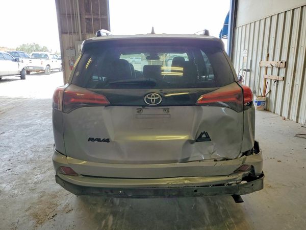 2018 TOYOTA RAV4 Adventure/XLE