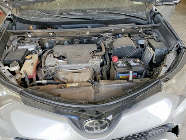 2018 TOYOTA RAV4 Adventure/XLE