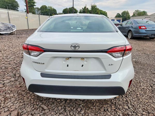 2022 TOYOTA COROLLA