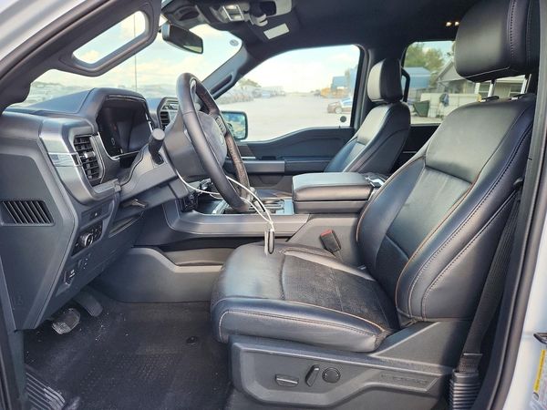 2025 FORD F150