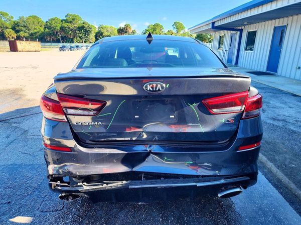 2019 KIA OPTIMA LX, S