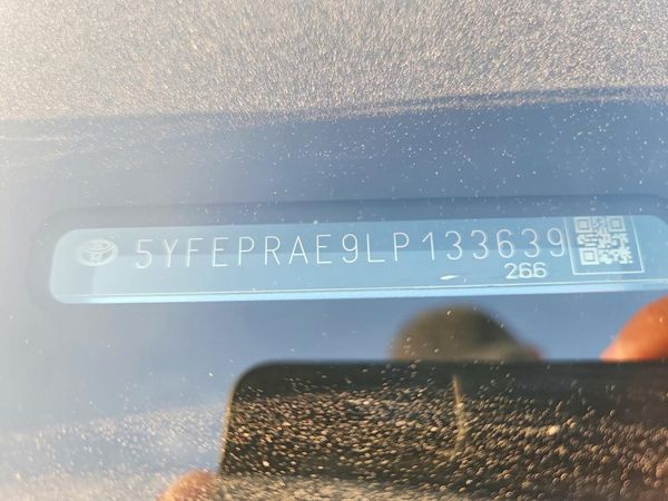2020 TOYOTA COROLLA