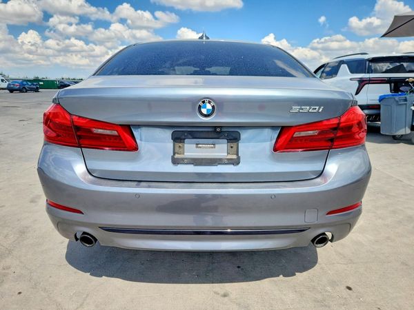 2019 BMW 530