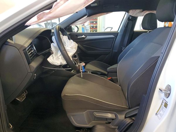2025 VOLKSWAGEN JETTA