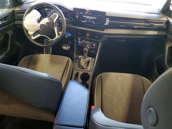 2025 VOLKSWAGEN JETTA