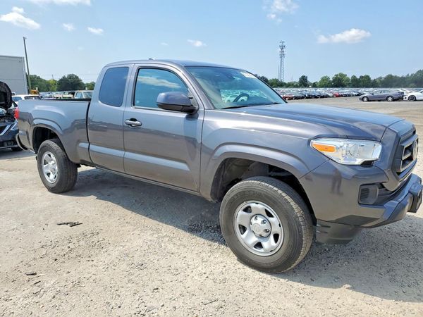 2023 TOYOTA TACOMA SR5 — Passenger 3/4