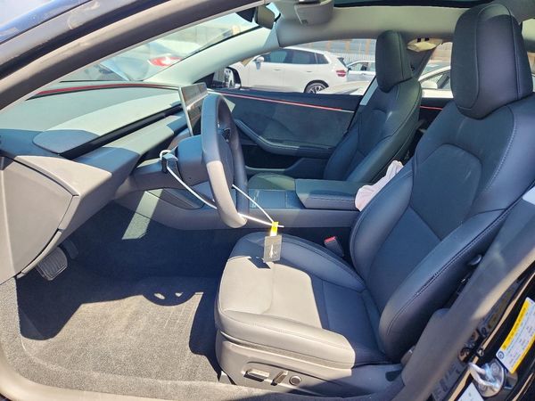 2026 TESLA MODEL 3 — DENT