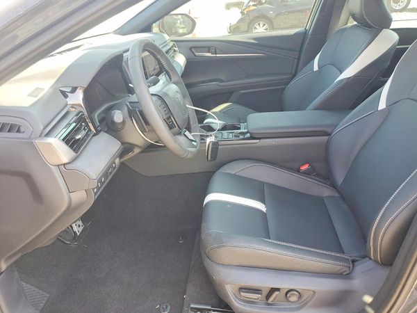 2026 TOYOTA CAMRY