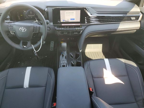 2026 TOYOTA CAMRY