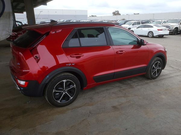 2024 KIA NIRO EX