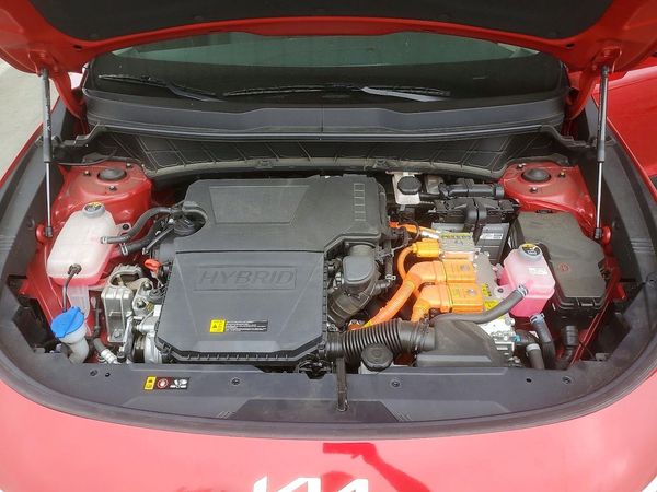 2024 KIA NIRO EX