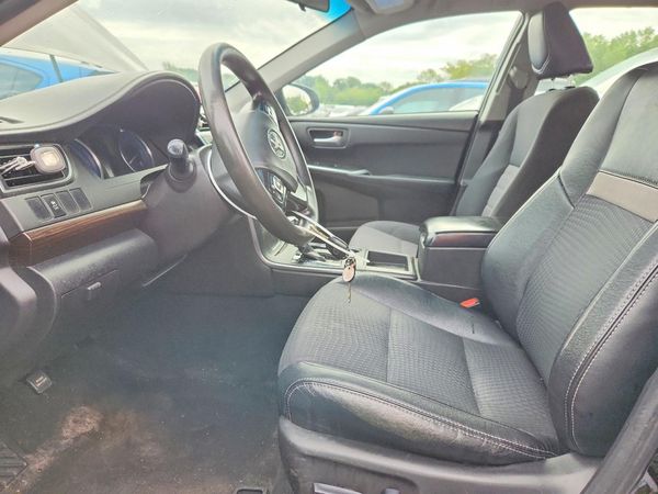 2016 TOYOTA CAMRY