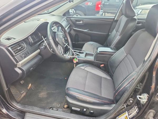 2016 TOYOTA CAMRY