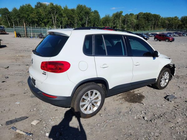 2017 VOLKSWAGEN TIGUAN