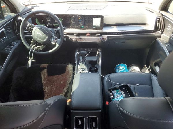 2025 KIA SORENTO
