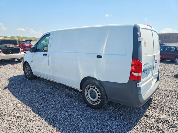2019 MERCEDES-BENZ METRIS