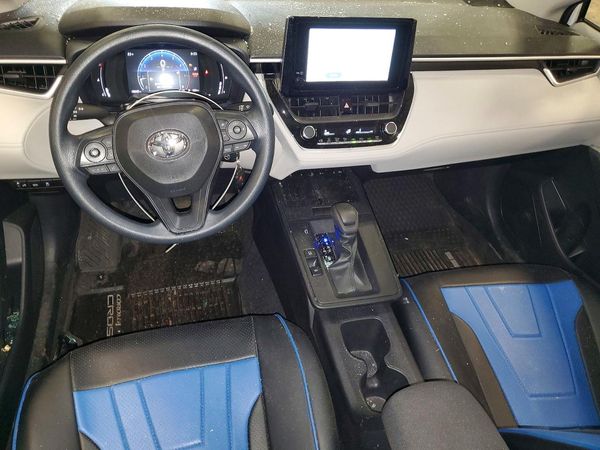 2026 TOYOTA COROLLA CROSS