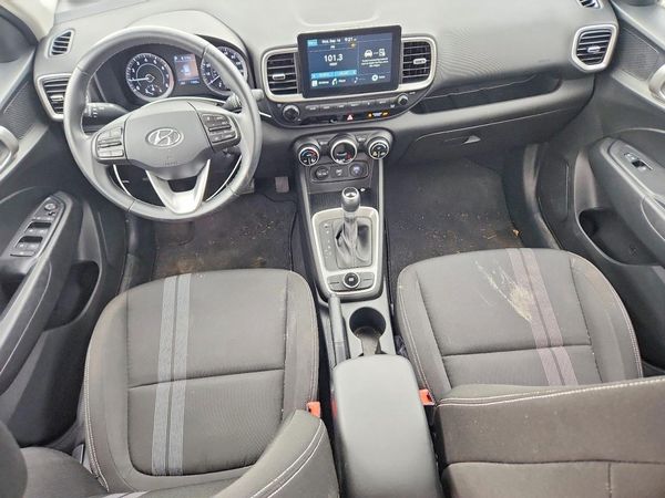2021 HYUNDAI VENUE SEL & Denim — CKPT