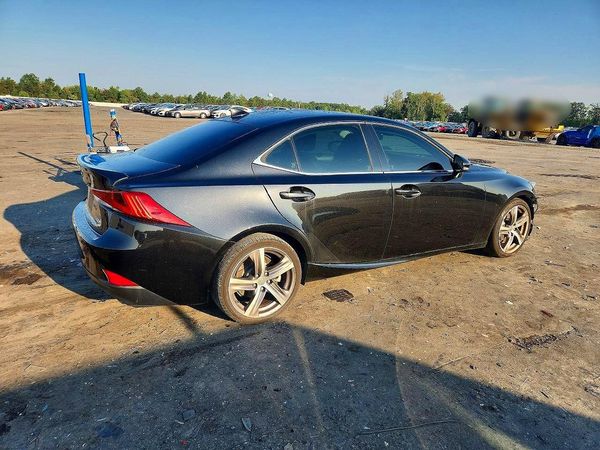 2017 LEXUS IS